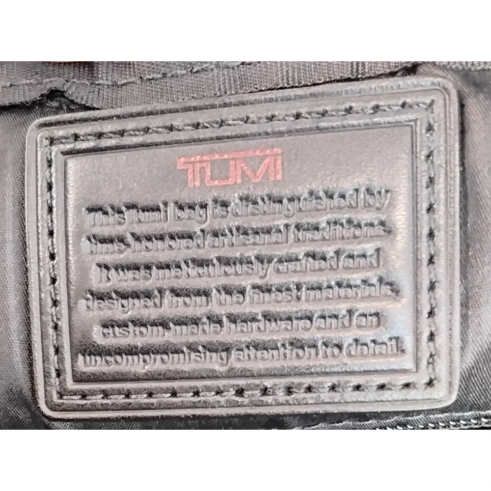Tumi Messenger Bag Men's Leather Laptop Sleeve Commuter Bag Work Travel #Z5791